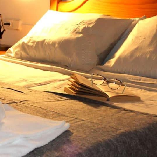 لا بوبلا دي لايليت Hostal Fonda Cerdanya المظهر الخارجي الصورة